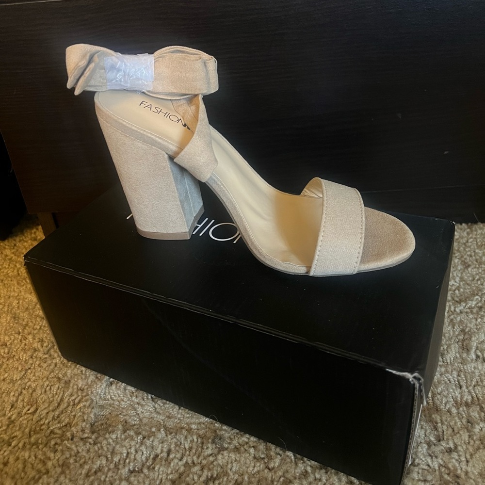Brand new. Ordered from fashion nova for $30.00. They arrived and did not fit